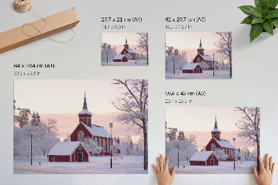 Kunstdruck poster Rote Kapelle, Winter, verschneite Bäume, pastellfarbener Himmel