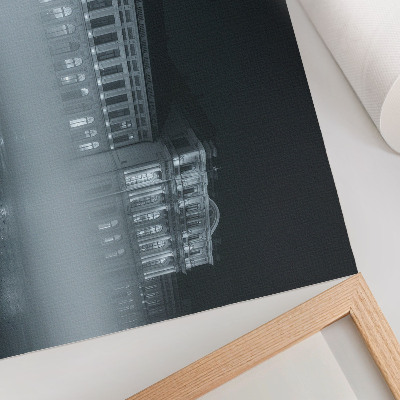 Kunstdruck poster Nachtnebel in der Stadt, monumentales Gebäude