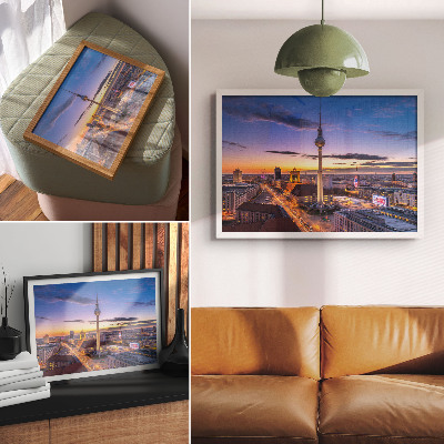 Kunstdruck poster Die Stadt am Abend in den atemberaubenden Farben des Sonnenuntergangs.