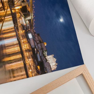 Poster kunstdruck Brücke bei Nacht mit Lichtern, Stadt mit Wasserbooten