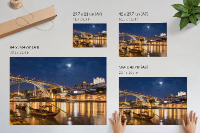 Poster kunstdruck Brücke bei Nacht mit Lichtern, Stadt mit Wasserbooten