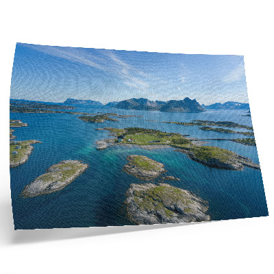 Kunstdruck poster Inseln mit Bergen, blauem Himmel, grüner Vegetation