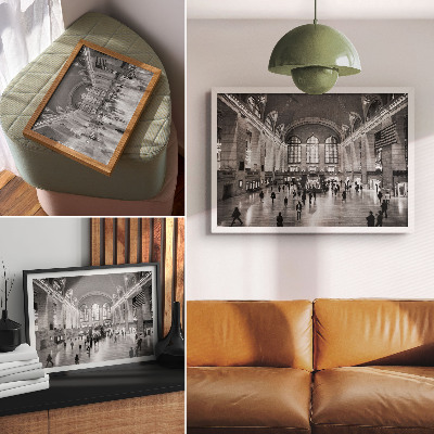 Kunstdruck poster Elegantes Interieur mit großen Fenstern und zentralem Treppenhaus