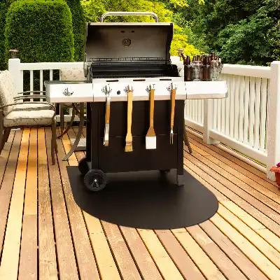 Grillschutzmatte in semiovaler Form mit 80x90 cm