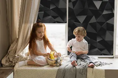 Fensterrollo in schwarzem Origami Design
