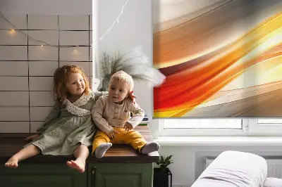 Rollo Fenster in orangefarbenem Wellendesign