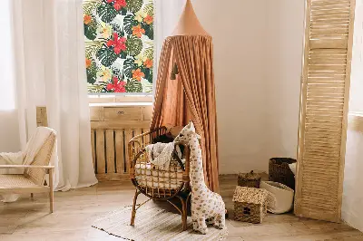 Fensterrollo innen mit Motiv von tropischen Blumen und Blättern