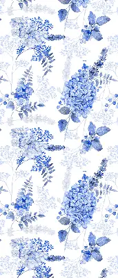 Fensterrollo mit blauem Blumenmuster