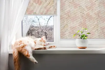 Fensterrollo mit Motiv von Vögeln zwischen Blumen
