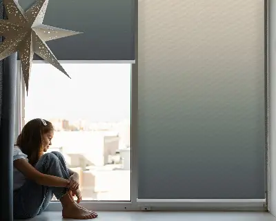 Fensterrollo für den Innenbereich in der Ausführung Verblassen