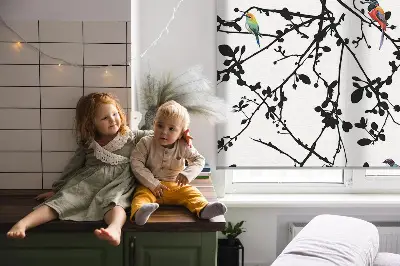 Rollo mit Motiv von Vögeln auf den Zweigen