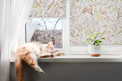 Rollo mit Tiermotiven mit Rehen Vögeln und Kaninchen