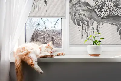 Fensterrollo mit dem Motiv von gezeichneten Geparden auf einem Ast