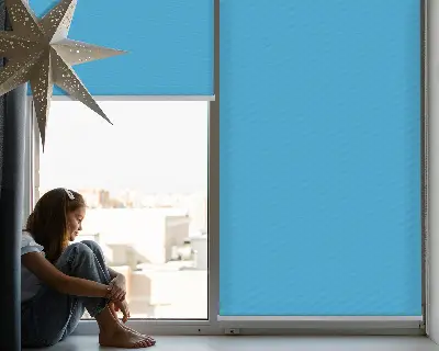 Fensterrollo für den Innenbereich in der Farbe Blau