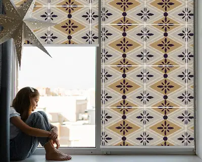 Fensterrollo für den Innenbereich mit Motiv einer Blume in einer Raute