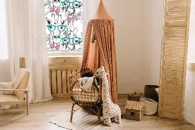 Fensterrollo mit Motiv einer Giraffe mit Brille