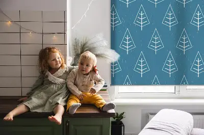Fensterrollo mit dem Motiv Bäume im Regen