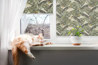 Fensterrollo mit Blättermotiv