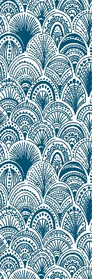 Fensterrollo mit blauem Muster