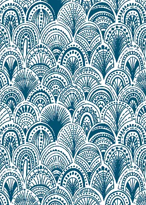 Fensterrollo mit blauem Muster