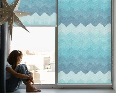 Rollo Fenster mit Motiv bemalte Berge