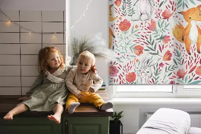Fensterrollo mit Motiv von Tieren und Pflanzen
