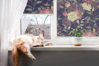 Fensterrollo mit Blumenmuster