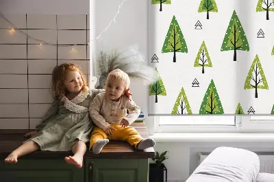 Fensterrollo mit Motiv gezeichneter Wald für den Innenbereich