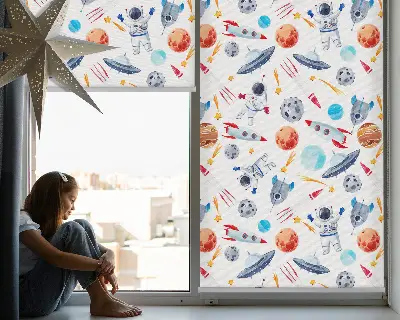Fensterrollo mit Motiven von Raketen, Kosmonauten, Planeten und UFOs