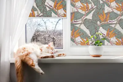 Fensterrollo innen mit Blüten und Blättern Design