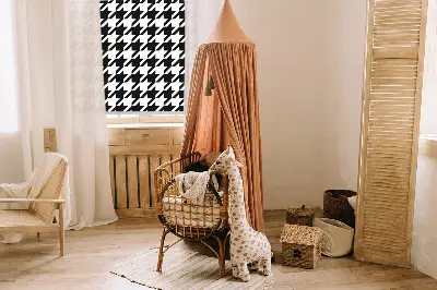 Fensterrollo mit geometrischem Muster