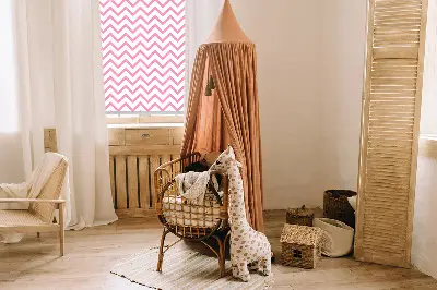 Fensterrollo innen mit horizontalem rosa Zickzackmuster