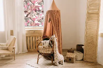 Fensterrollo mit Motiv blühender Rosen