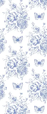 Rollo mit blauen Blumen und Schmetterlingen