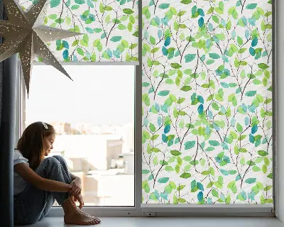 Fensterrollo für den Innenbereich mit Zweigemotiv