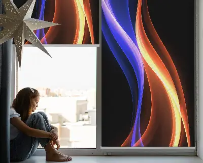 Fensterrollo mit animiertem Motiv in Orange und Blau