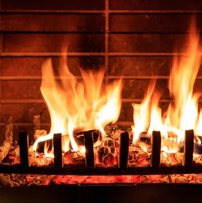 Fensterrollo für Kamin