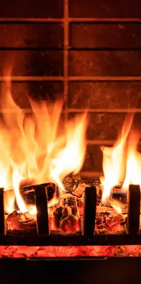 Fensterrollo für Kamin