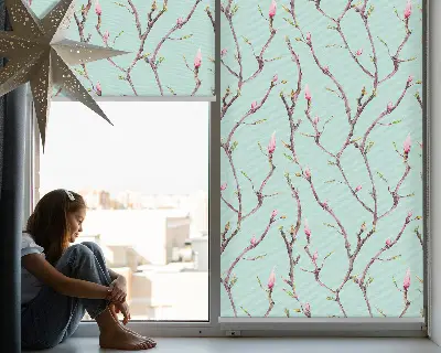 Fensterrollo für den Innenbereich mit Zweigemotiv