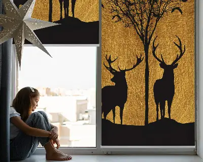 Fensterrollo mit dem Motiv Hirsche bei Nacht