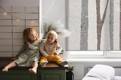 Fensterrollo mit Motiv von Baumstämmen