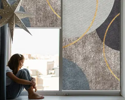 Fensterrollo mit abstraktem Motiv