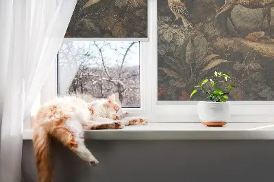 Fensterrollo mit Motiv von Tieren im Wald