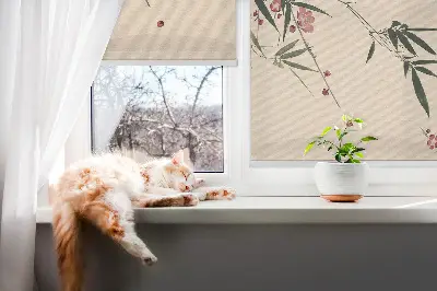 Fensterrollo mit Motiv von Kirschblüten und einem Vogel