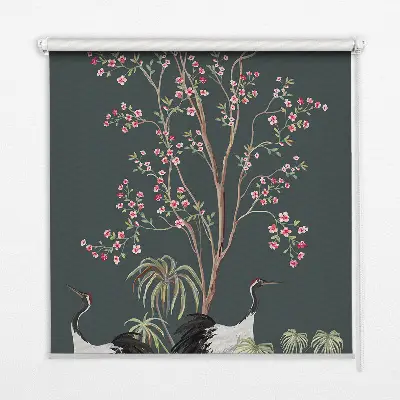 Fensterrollo mit Motiv von Vögeln am Rosenstrauch