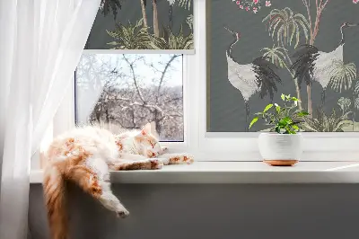 Fensterrollo mit Motiv von Vögeln am Rosenstrauch
