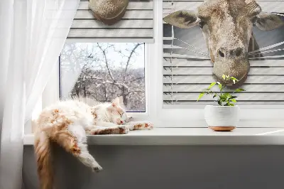 Fensterrollo mit Giraffenmotiv