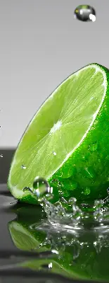 Rollo lichtundurchlässig Limetten im Wasser