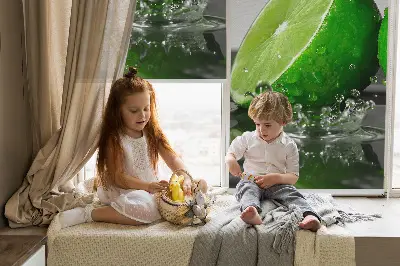Rollo lichtundurchlässig Limetten im Wasser