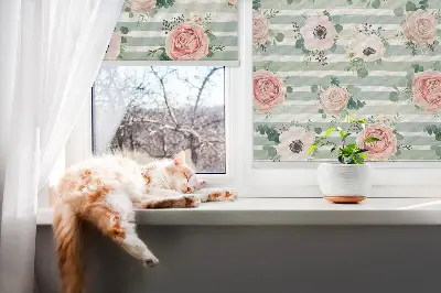 Fenster rollo Rosen auf grünen horizontalen Streifen